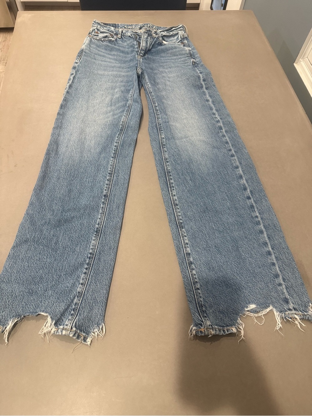 American Eagle Vintage Blue High-Rise Baggy Wide Leg Jeans Sz 000
